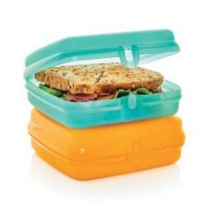 Sandwich Keeper 2-Pc. Set